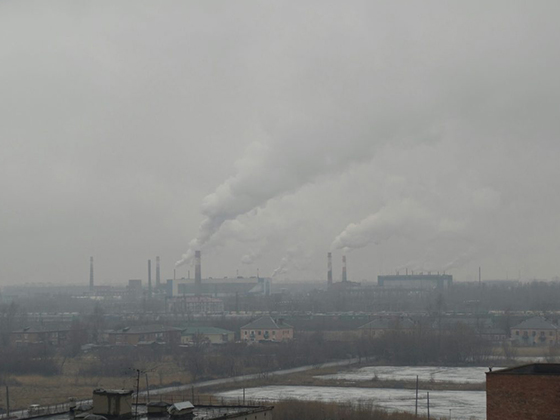 В Омске зафиксировано превышение предельно-допустимых концентраций по содержанию в воздухе фенола и сероводорода
